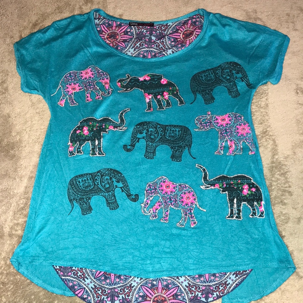 Miss Majesty EUC Elephant blouse draped back